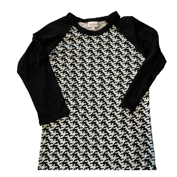 LaLaRoe Randy Women's Raglan Baseball Tee Black Geometric Women's Size XS 2-4 - Picture 3 of 7